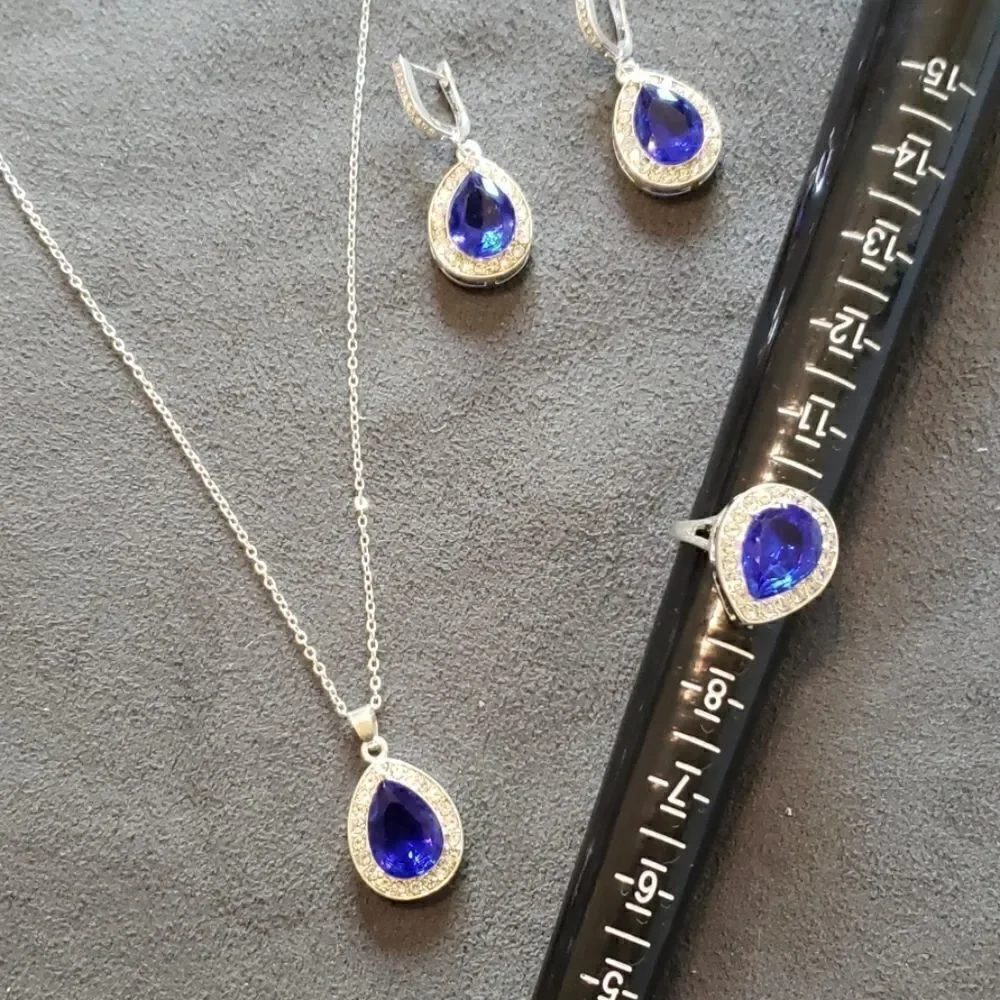 New sapphire set/ necklace, earrings and ring